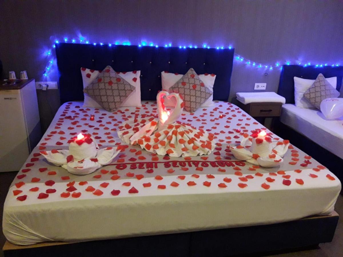 Otel Safir *